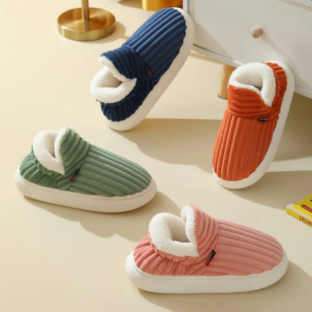 Boutique warm slippers