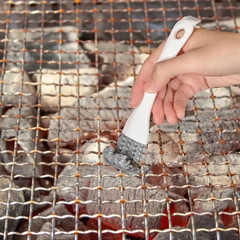 V-Shaped Barbecue Grill Brush With Scraper