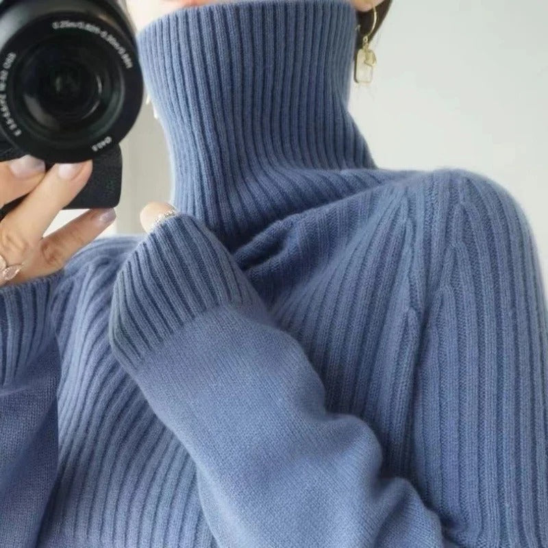 Women's Cashmere Turtleneck Sweater